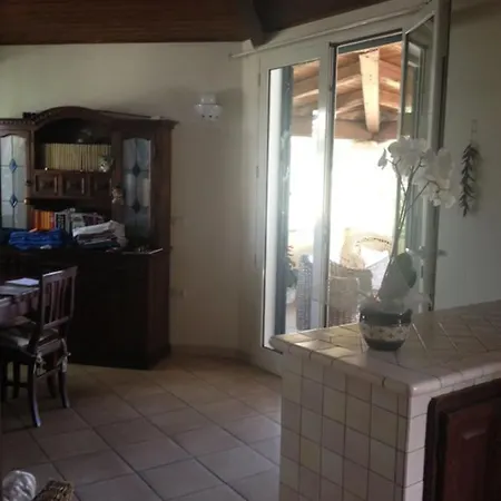 Casa A Un Minuto A Piedi Dal Mare Nyaraló *