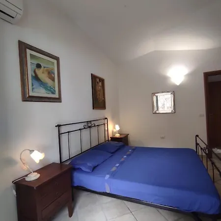 Nyaraló Casa A Un Minuto A Piedi Dal Mare *